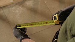 Video STANLEY FATMAX BladeArmor 5M (32mm wide) Tape Measure